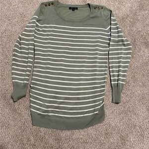 Lety & Me Maternity Sage Green Sweater
